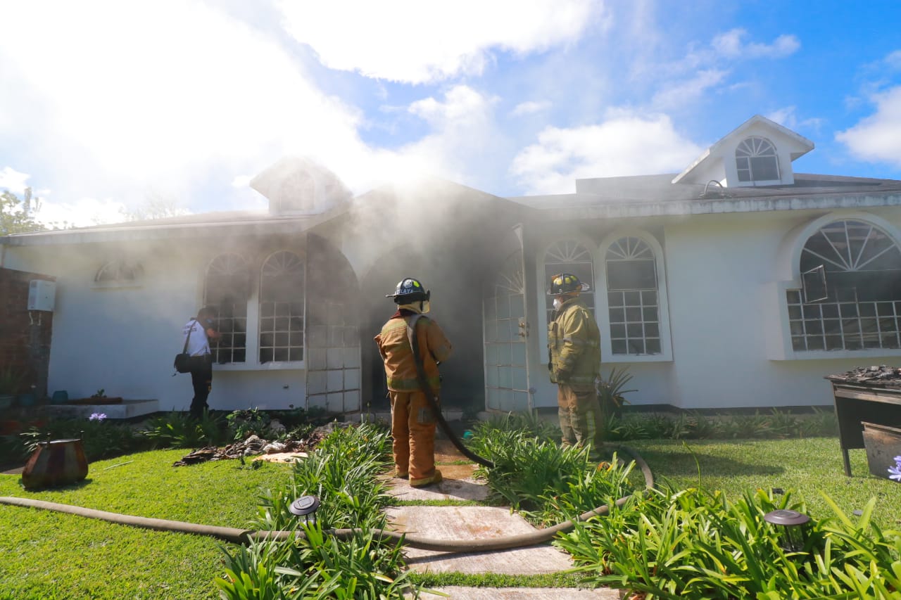 incendio en vivienda de ruta a El Salvador