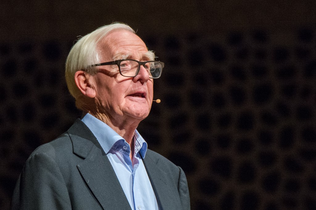 Muere John le Carré