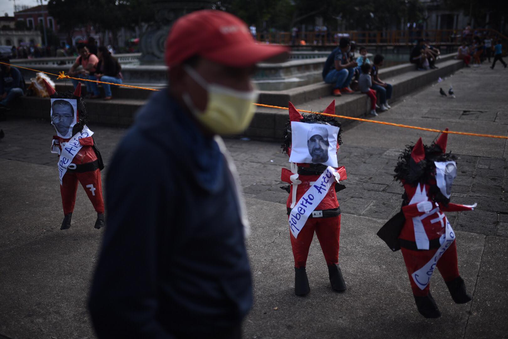 manifestación en plaza de la Constitución, 5 de diciembre