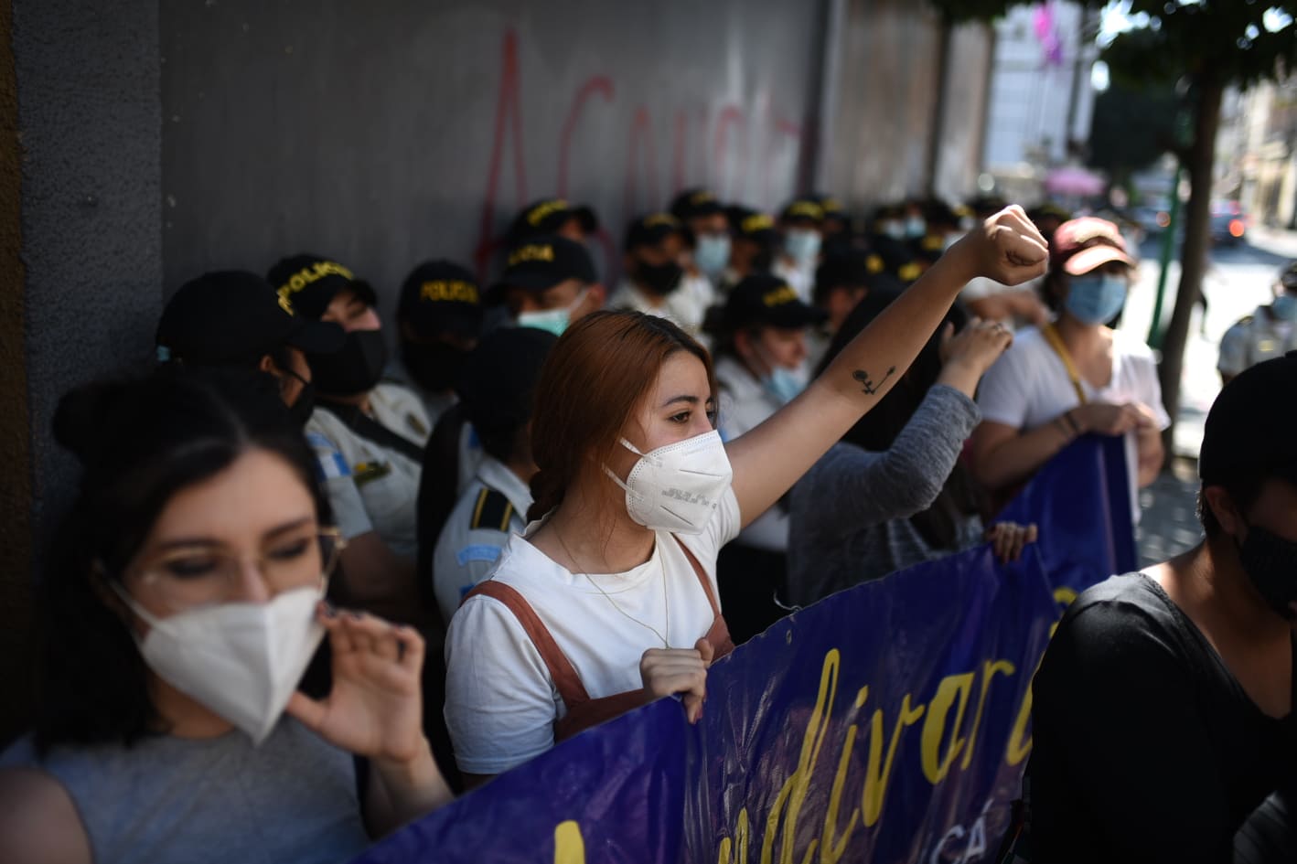 manifestación frente al Congreso por sesión para elegir magistrados de CSJ