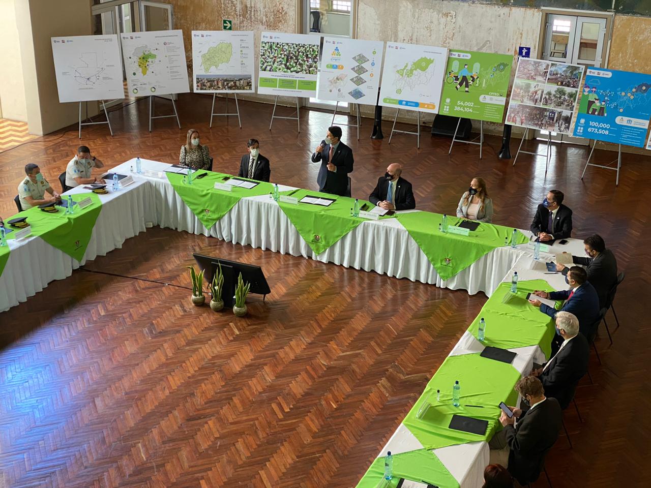 Presentan avances del programa Vecindario Próspero.