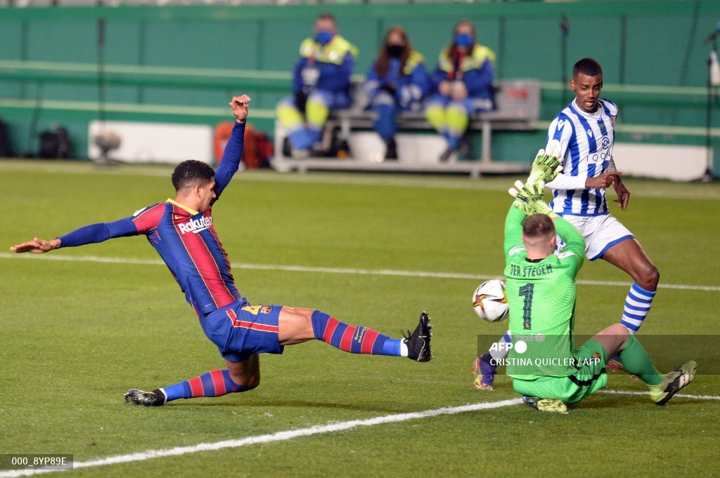 Barcelona avanza a la final de la Supercopa de España