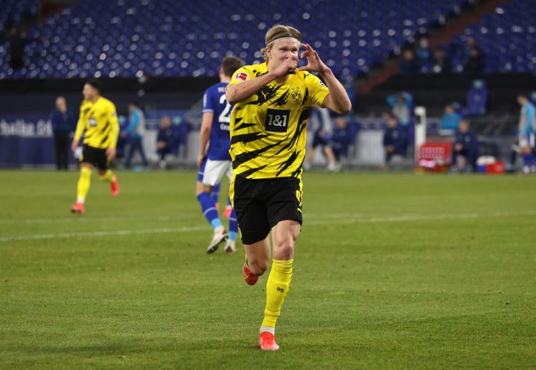 Borussia Dortmund golea al Schalke 04