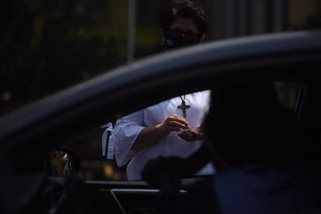 miércoles de ceniza, cruz de ceniza, durante pandemia del Covid-19