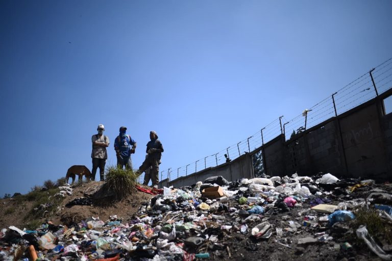 incendio en vertedero de basura de Villa Nueva