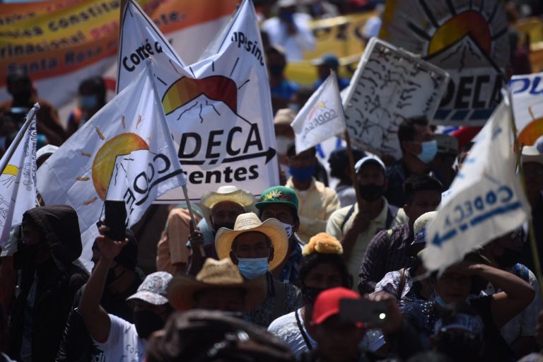 manifestación de Codeca llega a la zona 1