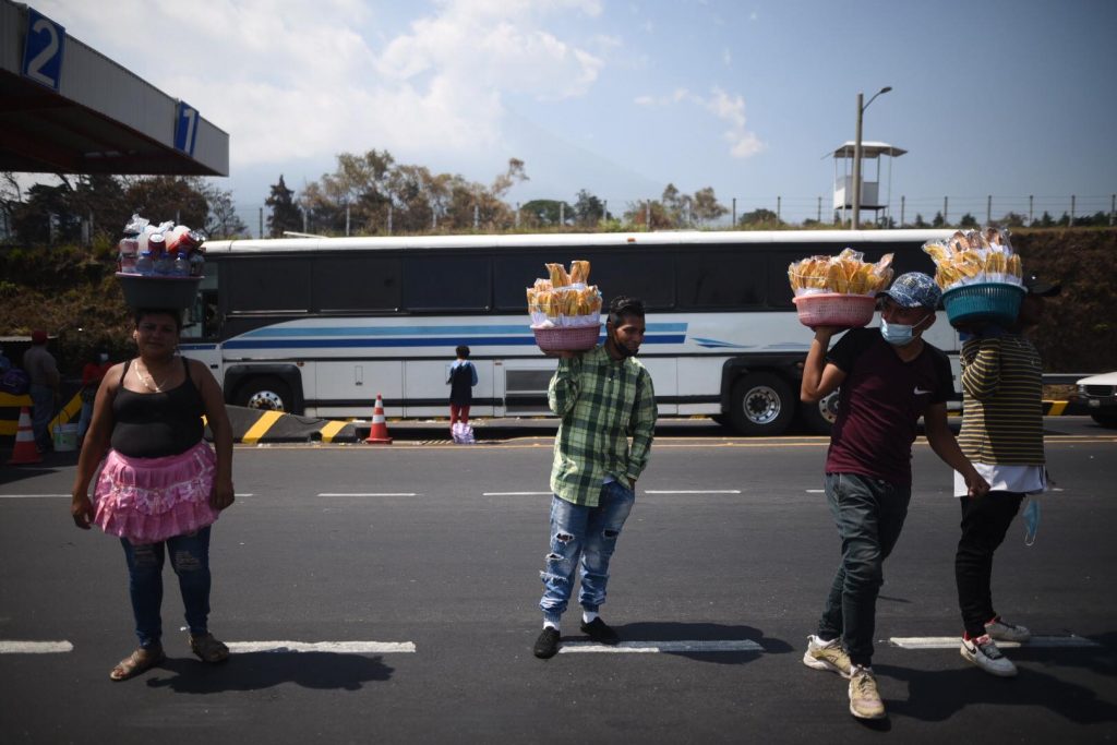 peaje de la autopista Palín-Escuintla en Semana Santa 2021