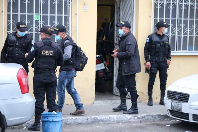 allanamientos contra extorsiones en departamento de Guatemala