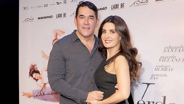 Mayrín Villanueva y Eduardo Santamarina