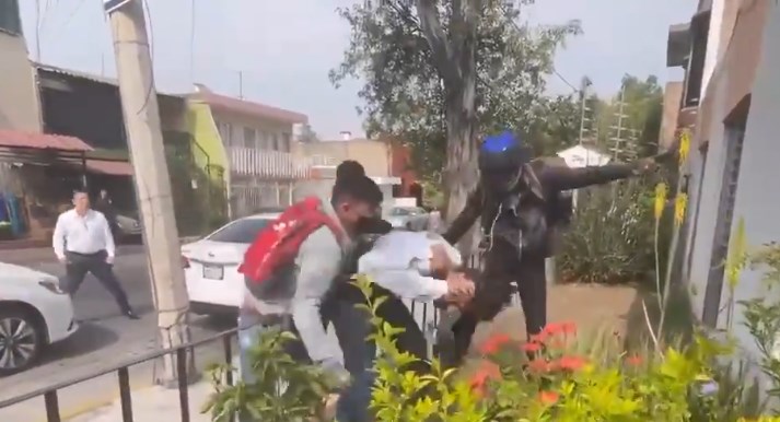 Ladrón golpeado en Guadalajara, México