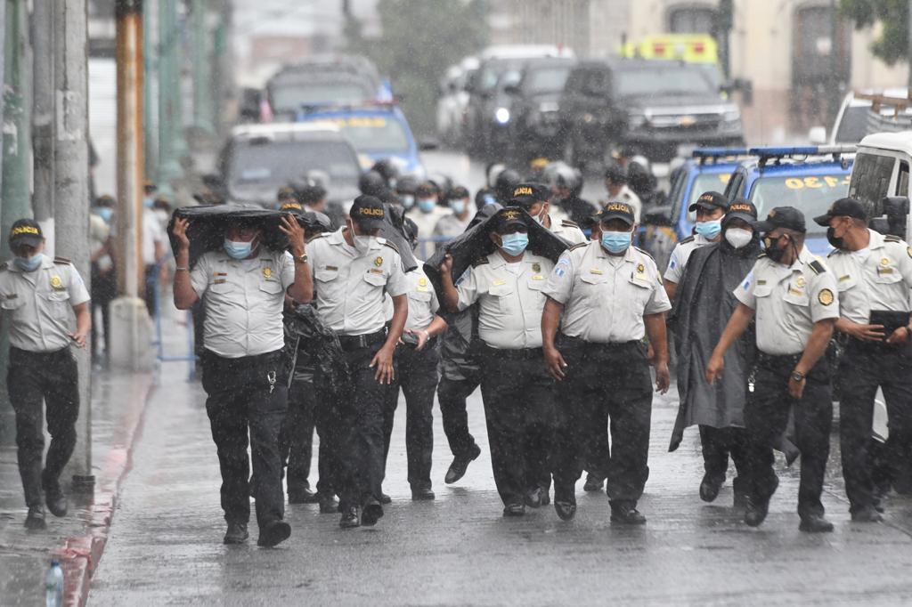 cierres vehiculares y manifestaciones cerca del Palacio Nacional por visita de vicepresidenta Kamala Harris