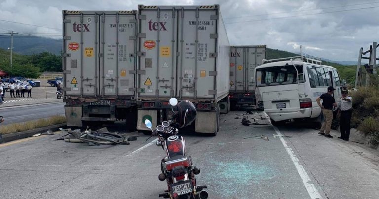 Accidente de tránsito en El Rancho, en El Progreso.