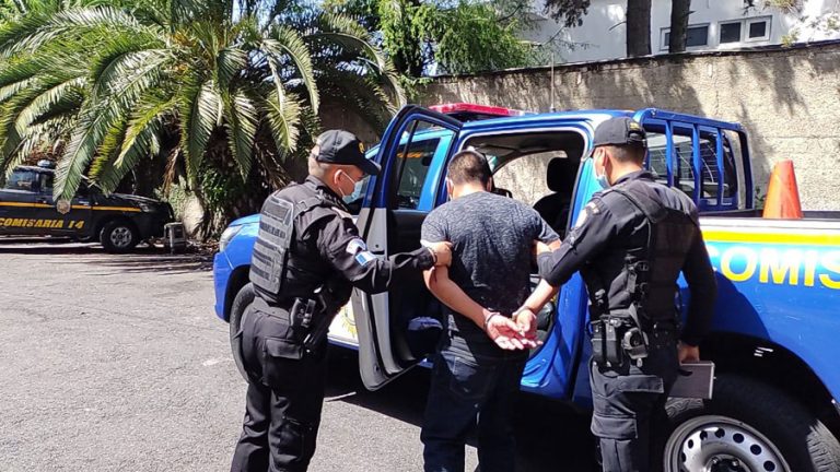 Capturado por haber disparado contra dos compañeros