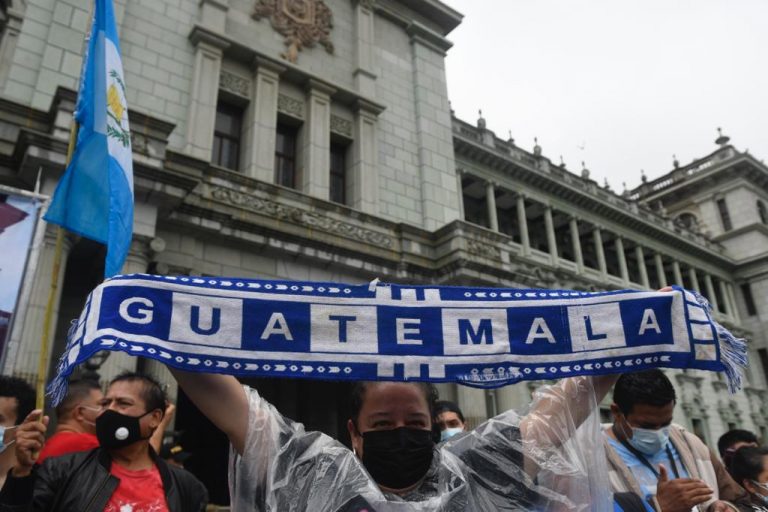 manifestación en plaza de la Constitución por paro nacional del 29 de julio