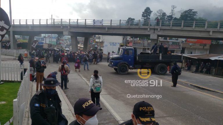 bloqueo en Cuatro Caminos