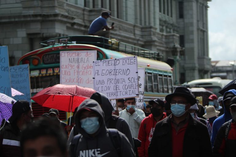 manifestación de vecinos de Nahualá