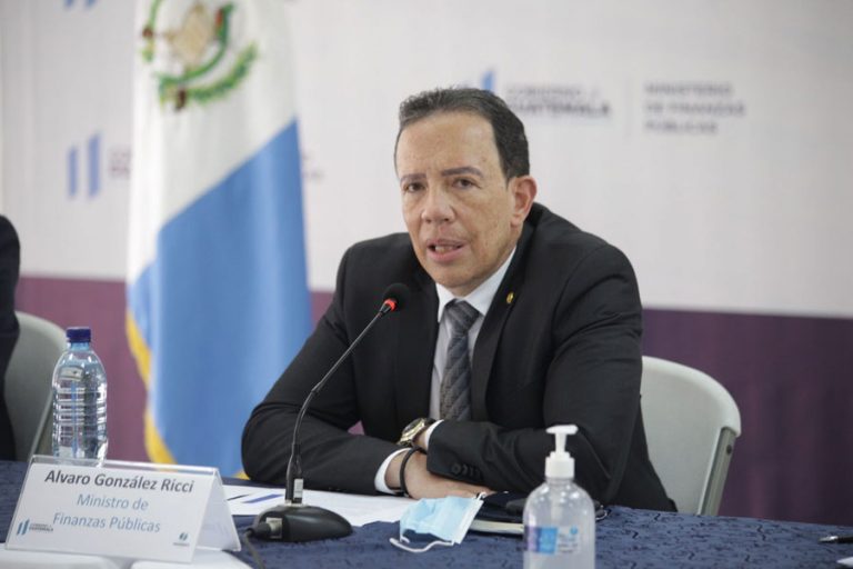 Álvaro González Ricci, ministro de Finanzas