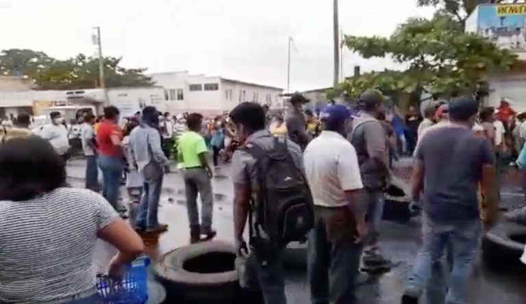 Bloqueo en Cuyotenango por segundo día