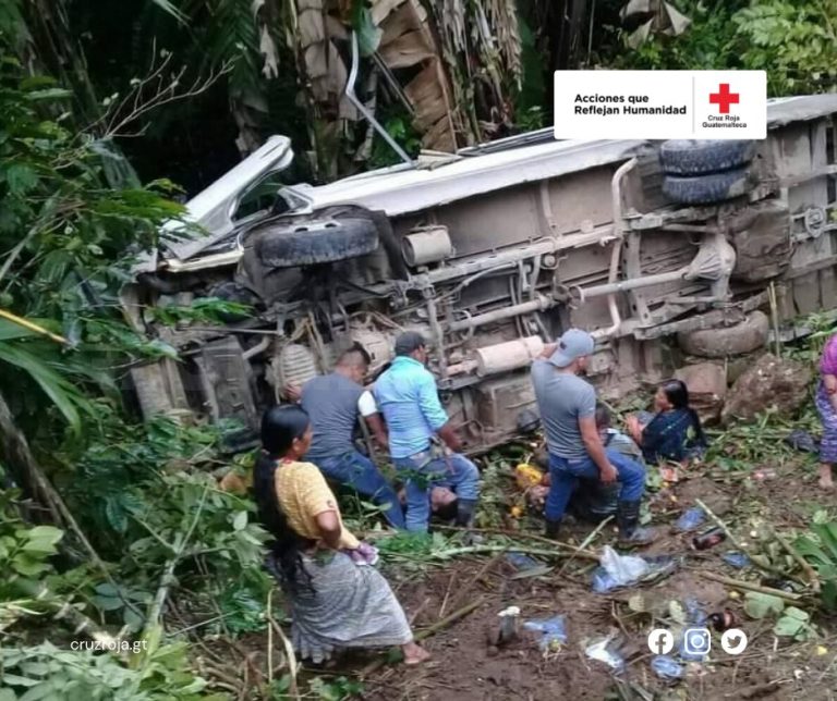 accidente de bus en Alta Verapaz