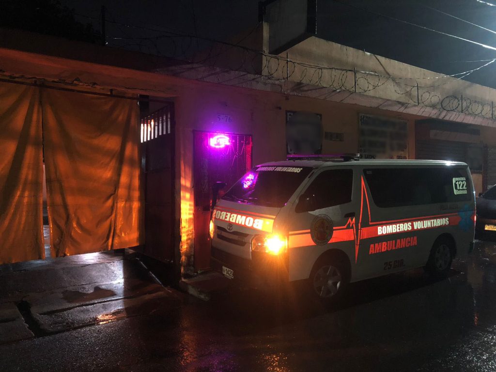 Localizan cadáver de hombre en hotel de Villa Nueva