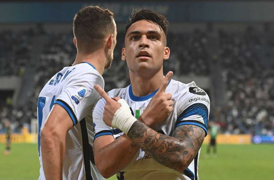 Lautaro Martínez celebra un gol con el Inter