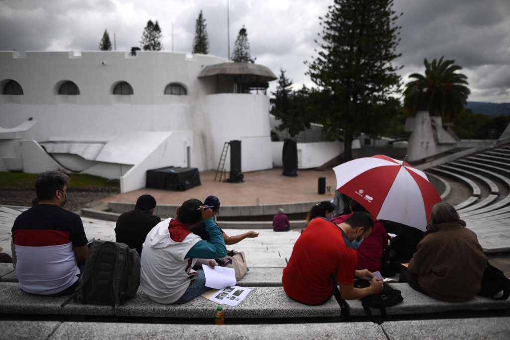 Artistas guatemaltecos buscan que se les otorgue bono para afectados por Covid-19