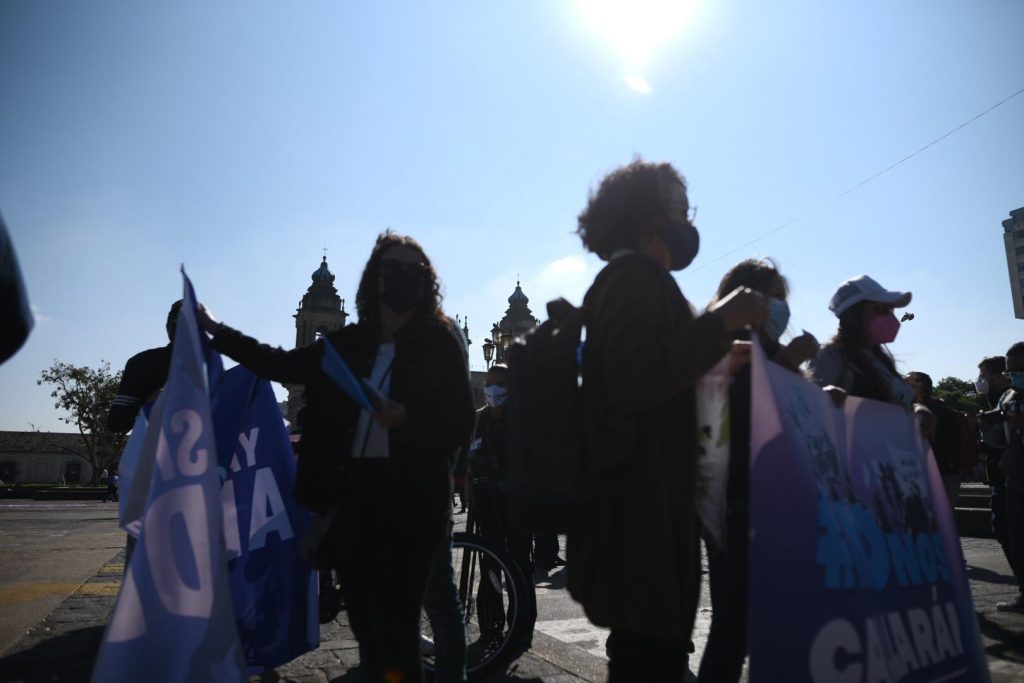 en el Día del Periodista, marchan para pedir libertad de expresión