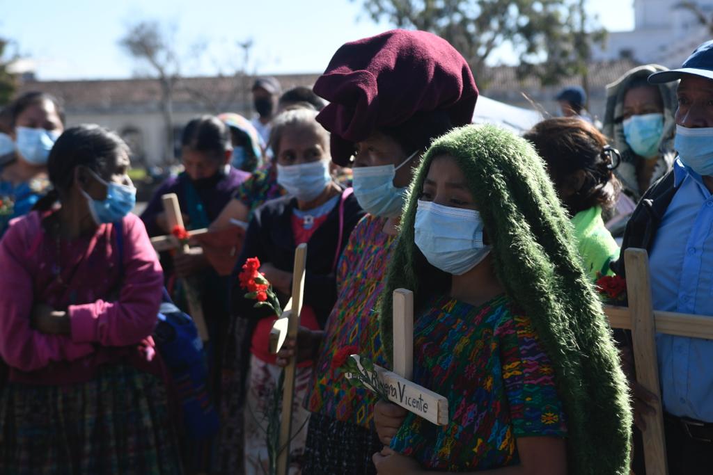 manifestación y ceremonia maya en plaza de la Constitución por 25 aniversario de la firma de acuerdos de paz