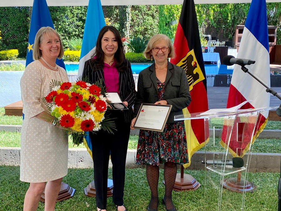 Jueza Erika Aifán recibió reconocimiento de gobiernos de Francia y Alemania