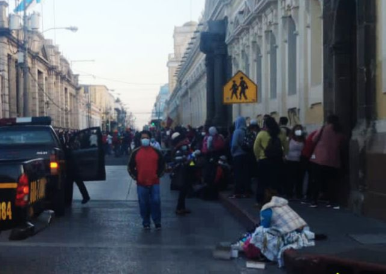 manifestación de salubristas en zona 1