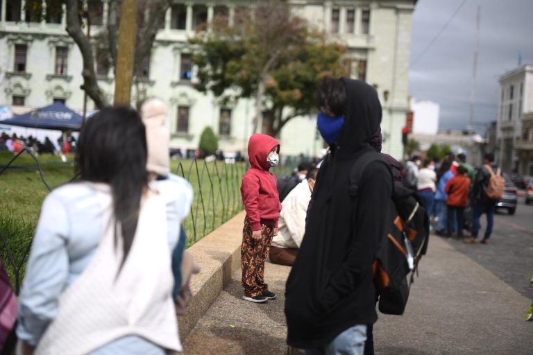 pruebas de Covid-19 en plaza de la Constitución