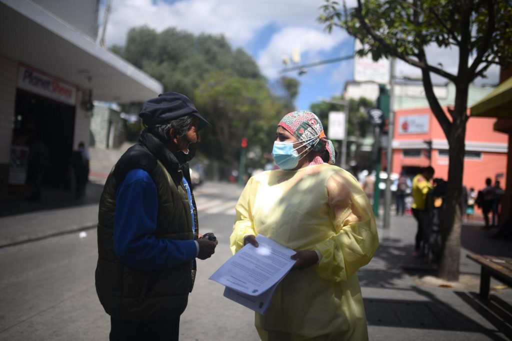 jornada de vacunación contra Covid-19 en el Paseo de la Sexta