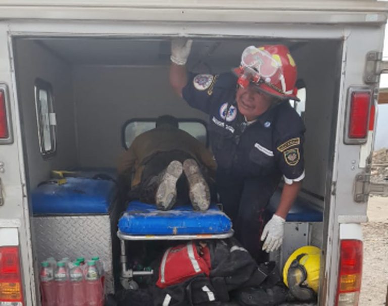 Bomberos forestales sufren quemaduras cuando combatían incendio