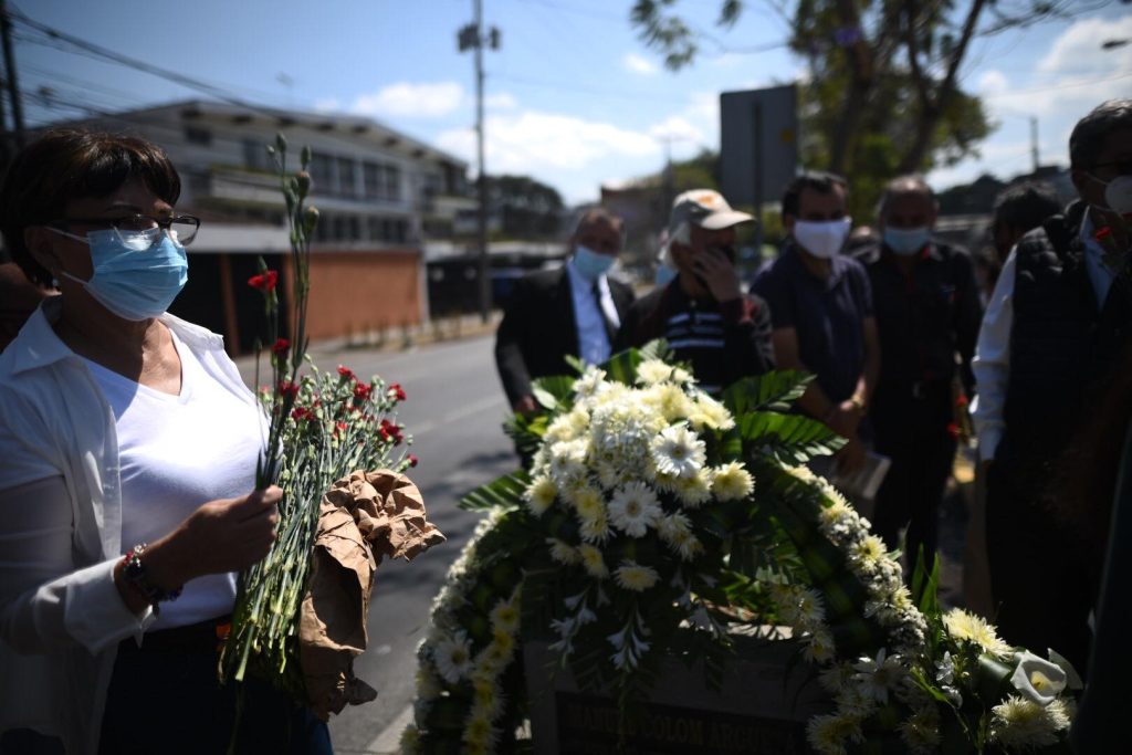 homenaje póstumo al exalcalde capitalino, Manuel Colom Argueta