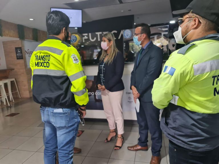 Neto Bran envió a inspeccionar gimnasio en donde fue hallada una cámara en el baño de mujeres