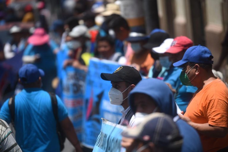 manifestación de salubristas en el Congreso