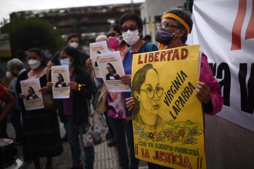 manifestación a favor de exfiscal de FECI, Virginia Laparra