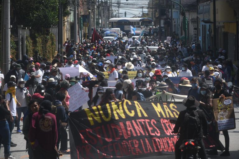 marca contra elección de rector de la Usac