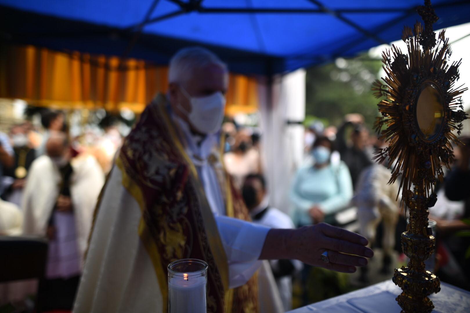 misa y procesión de Corpus Christi