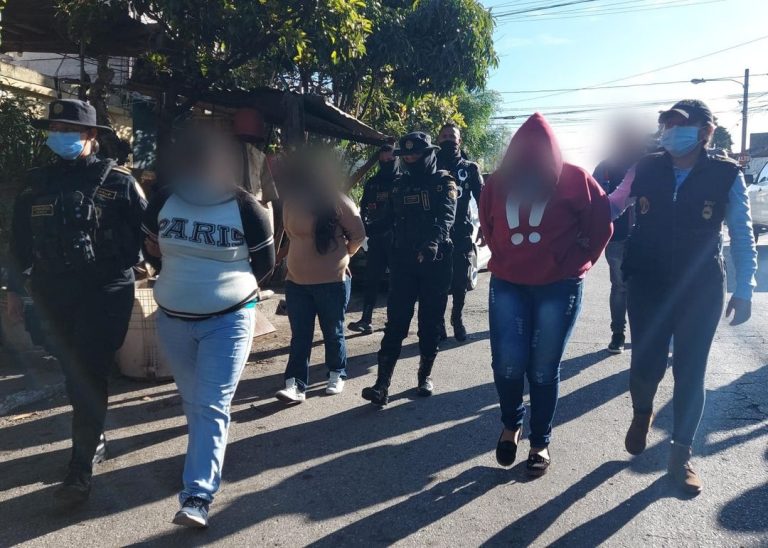 extorsionistas capturadas en zona 12