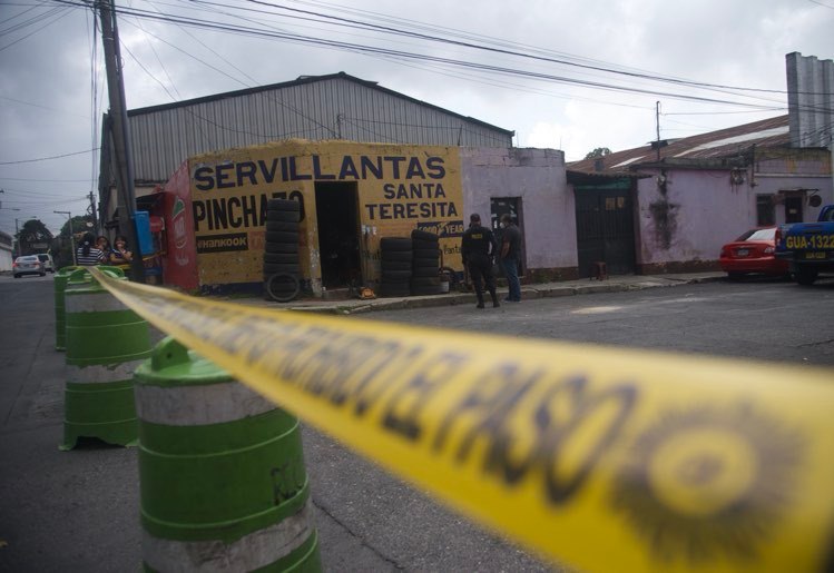 ataque armado contra dueño de pinchazo en zona 13