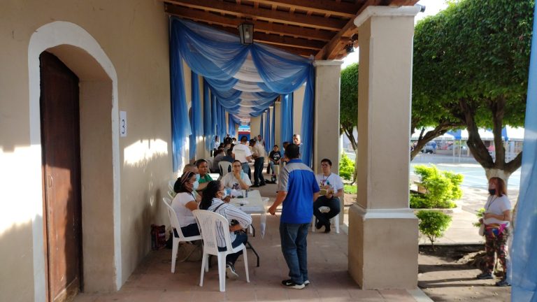 Consulta en Asunción Mita, Jutiapa, por la mina Cerro Blanco. / Foto: Federeación Guatemalteca de Escuelas Radiofónicas