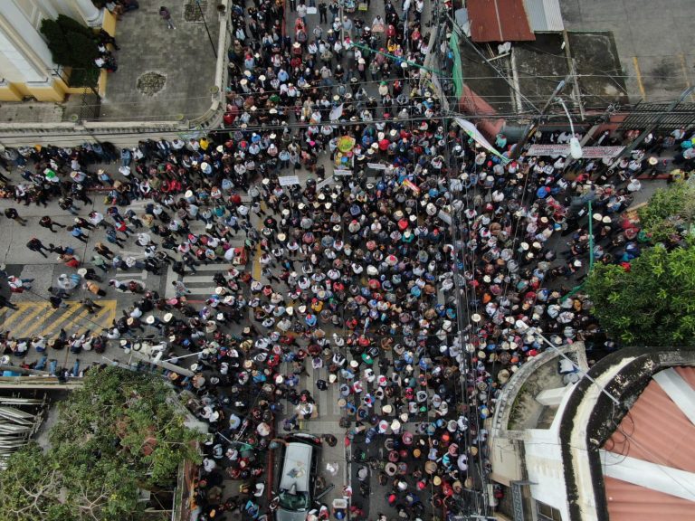 Manifestación de veteranos militares llega al Congreso, septiembre 2022