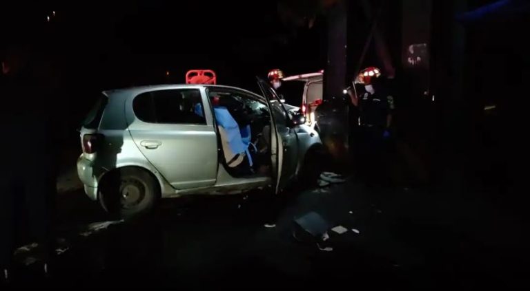 Accidente en el kilómetro 33 de la ruta de la Antigua Guatemala hacia San Lucas Sacatepéquez. / Foto: Bomberos Municipales Departamentales