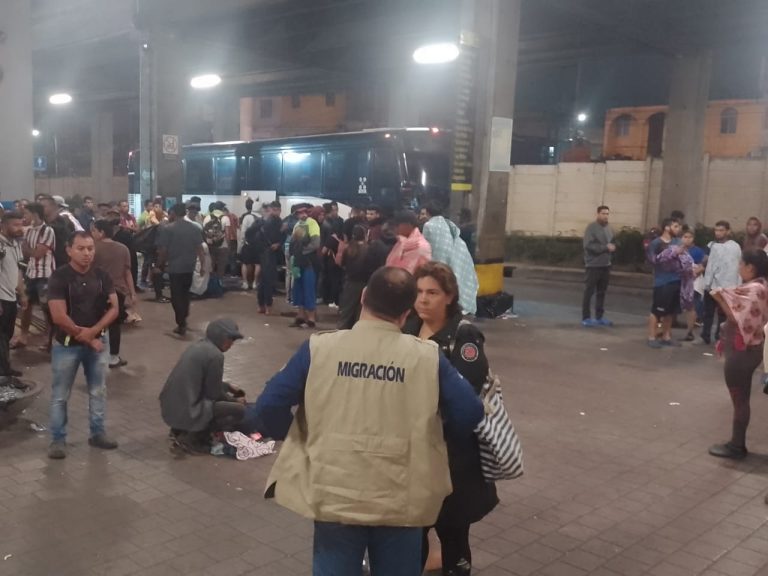 localizan a 300 migrantes en la Cenma