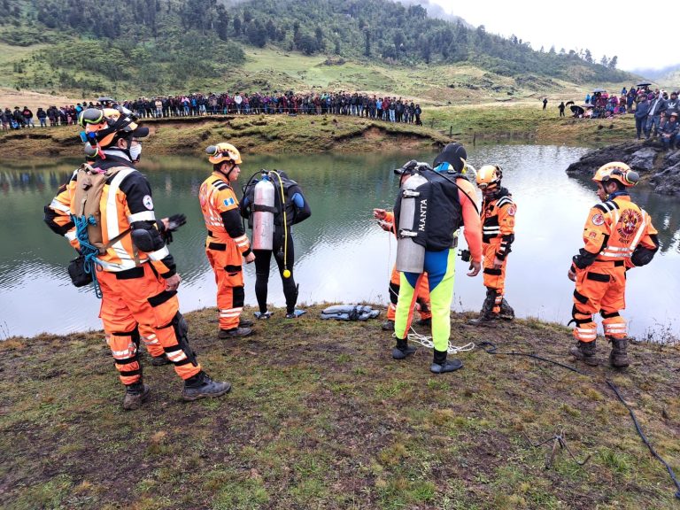 localizan a niño fallecido en laguna de Huehuetenango