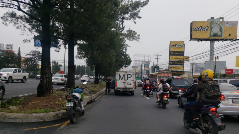 motoristas muertos en MIxco