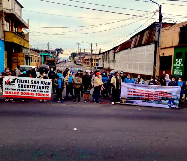 manifestación de sindicalistas de salud en la capital