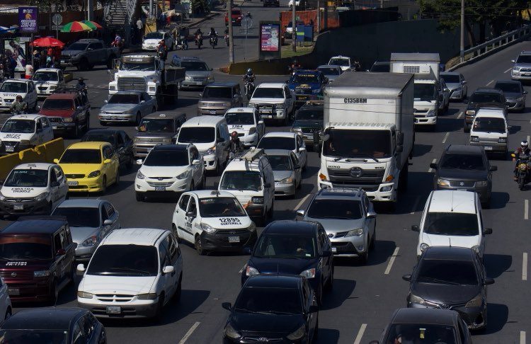 tránsito en la capital por compras navideñas