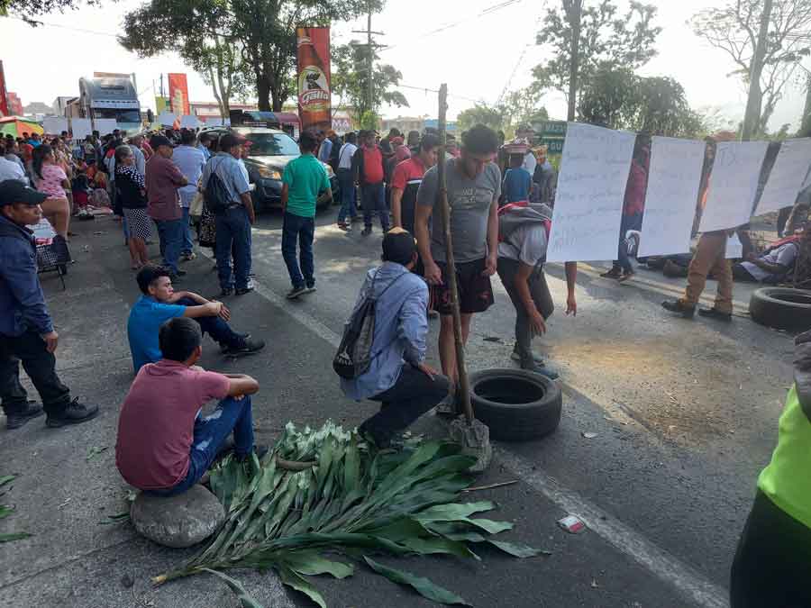 Simpatizantes del MLP realizan manifestaciones